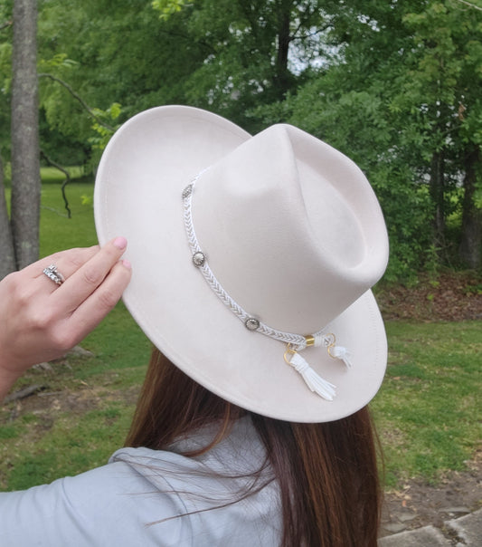 The Raina Hat