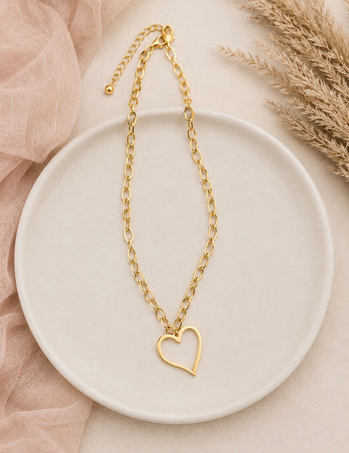 Abby heart necklace