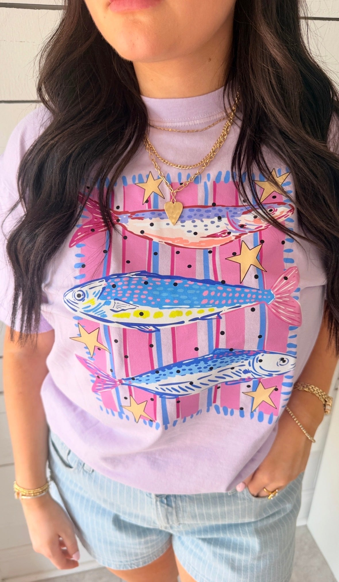 Here Fishy tee