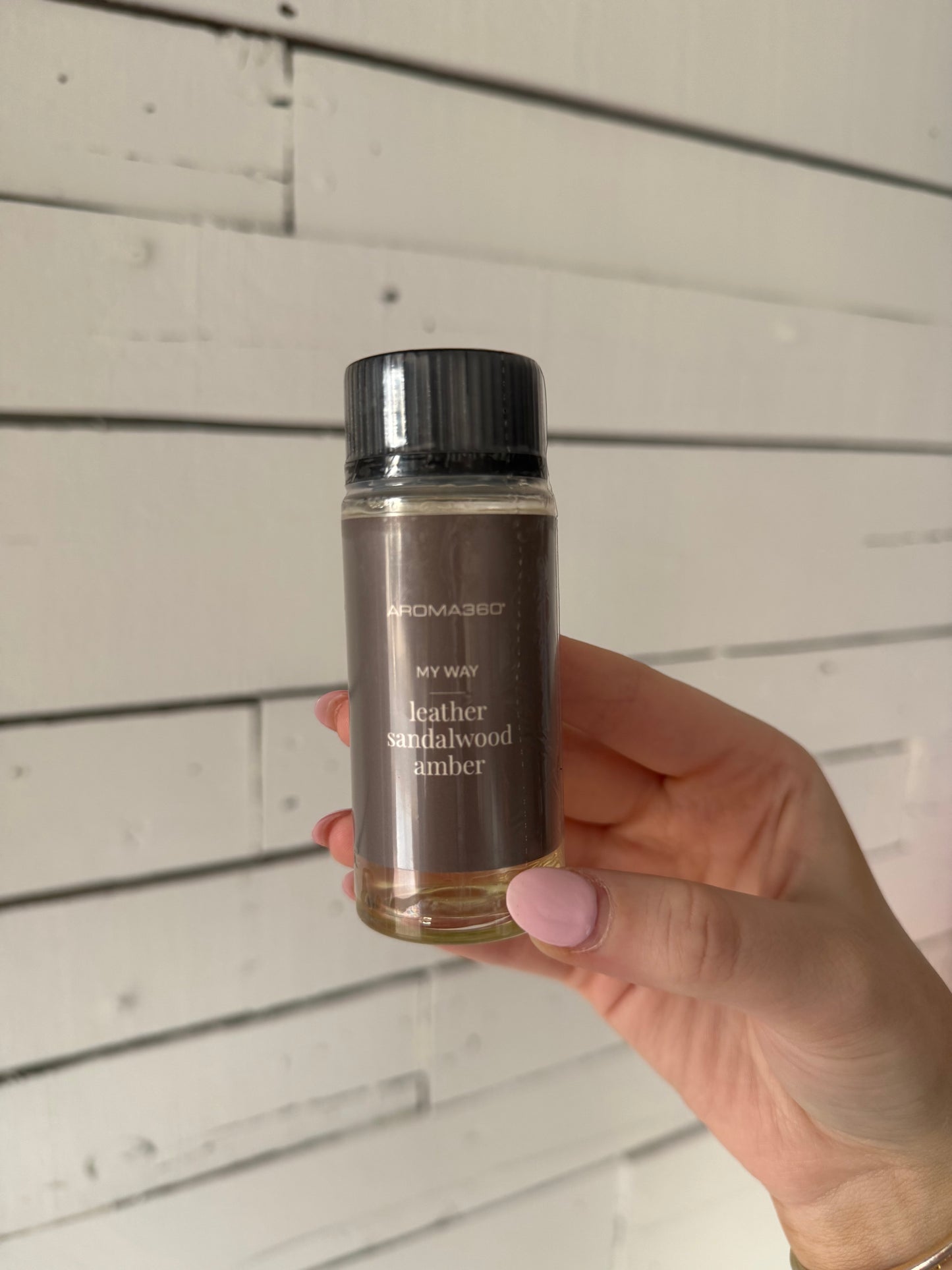 Waterless diffuser fragrance
