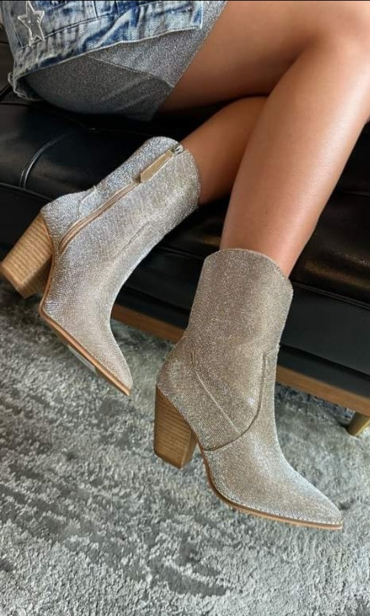 Corkys Selfie Boot